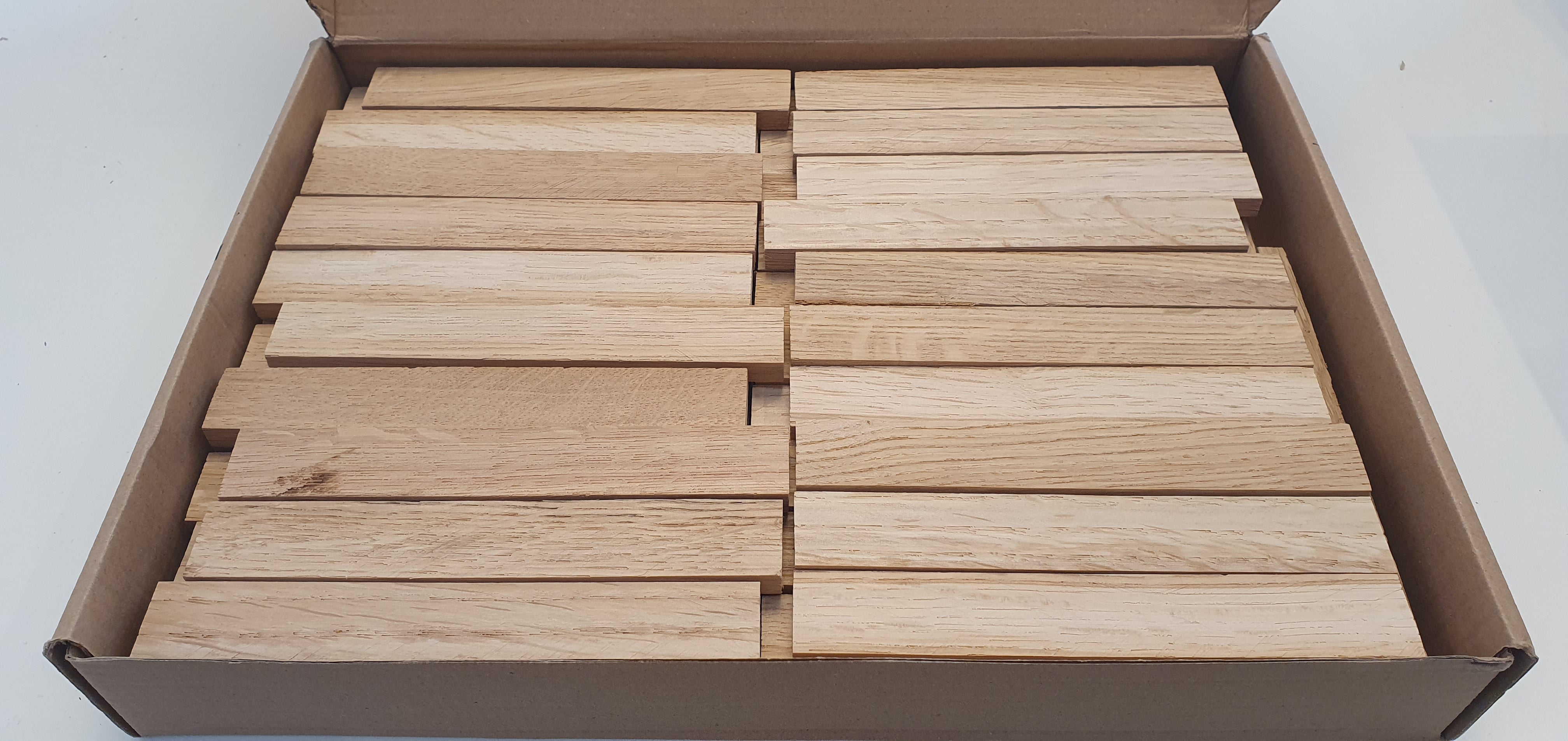 100 Stk Eiche Bastelklötzchen B - Ware 22 x 8 x 140 mm