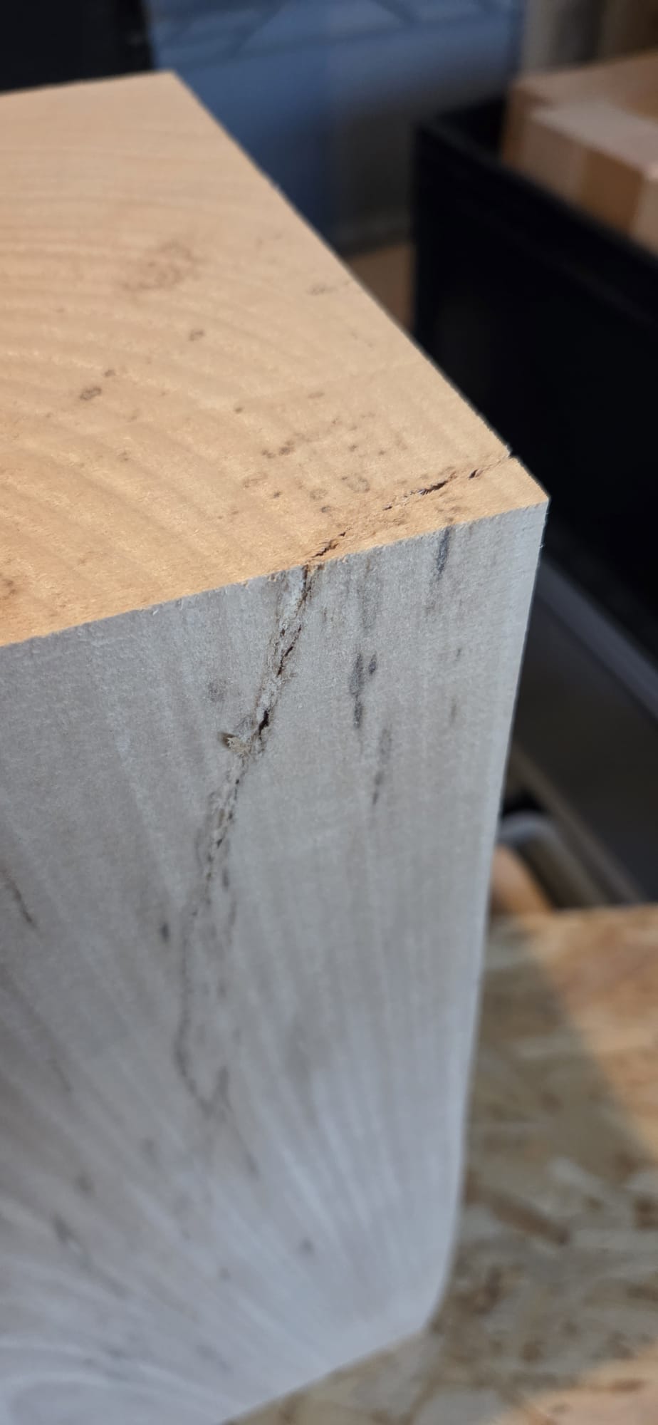 Linden wood block XXL - unglued (60 × 24 × 23 cm)