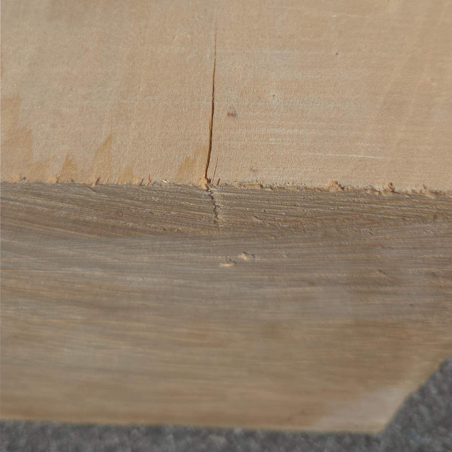 Lindenholzblock XXL – unverleimt (60 × 24 × 23 cm)
