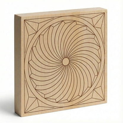 Kerbschnitzrohling 12 x 12 cm mit Mustern