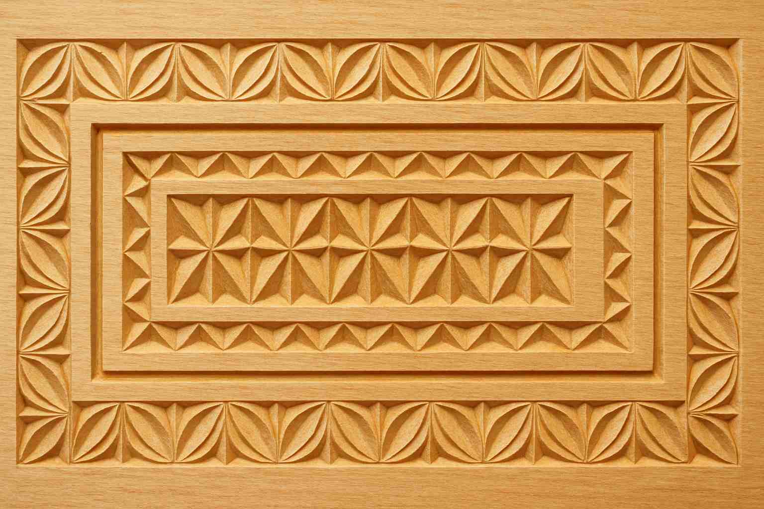 Kerbschnitzrohling 30 x 12 cm mit Mustern