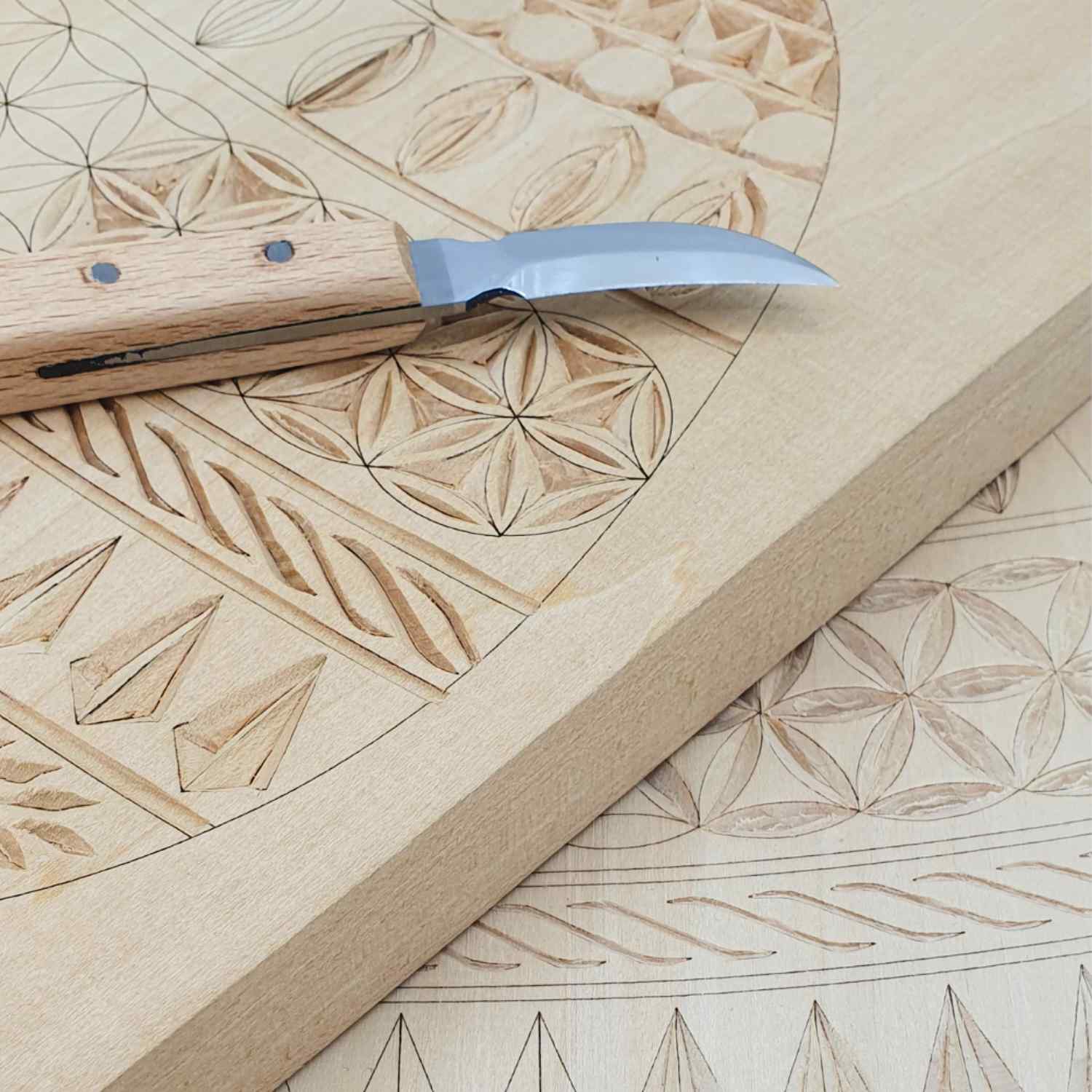 Easter egg carving blank 30 x 20 cm