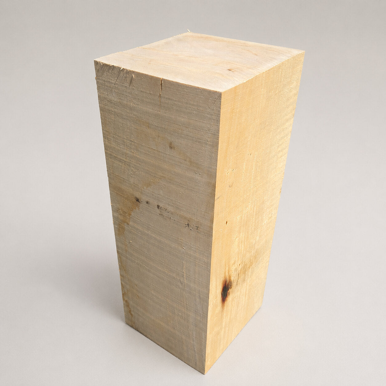Lindenholzblock XXL – unverleimt (60 × 24 × 23 cm)