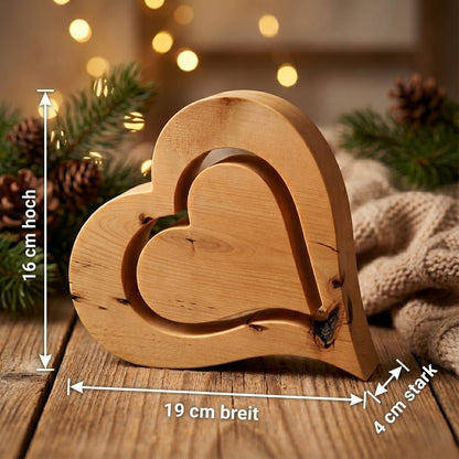 Zirbenholz Herz – Natürliches Dekoherz aus Zirbe 19 cm